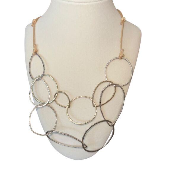 J. Jill Modern Rings Layered Hammered Necklace Silver Gold Tone Adjustable Cord - Picture 3 of 9
